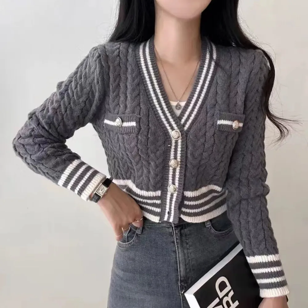 College Style Grey Twist Sweater Coat Women New Autumn Winter Contrast Color Striped V-neck Knitted Cropped Cardigan Ladies Tops