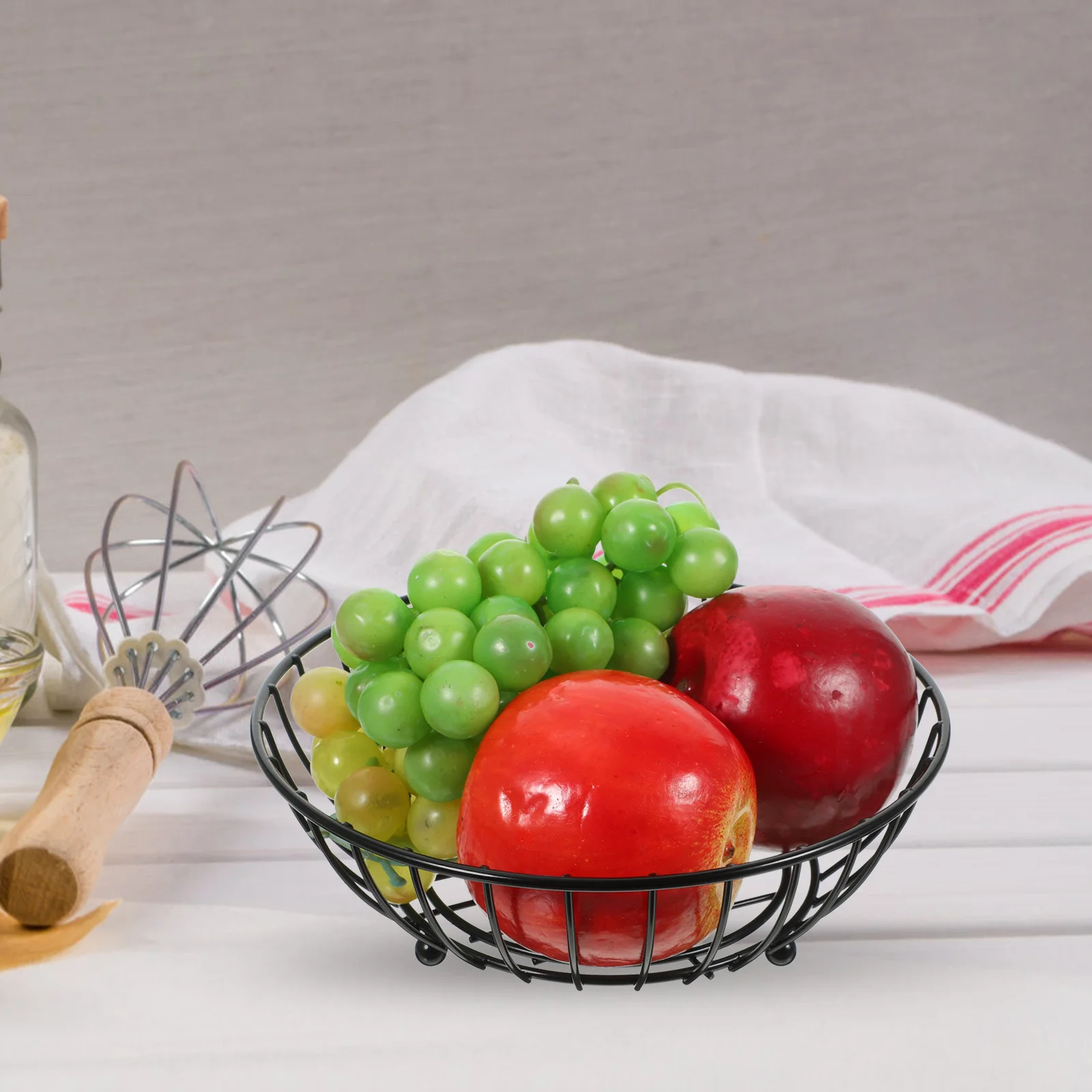 鉄線フルーツバスケット大容量中空デザインスナック野菜収納バスケットキッチンリビングルームデスクトップ用