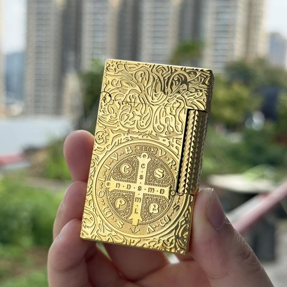 Constantine Engraved Ping Sound Lighter Damascus Texture Butane Gas Side Slip Cigar Lighter Luxury Metal Smoking Accessory High