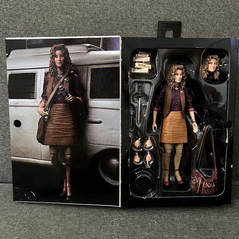 NECA Turtles Reporter April O'Neil Turtle Actionfigur Klassischer Film 1990er Jahre Leonardo Michelangelo Donatello Figuren Spielzeug – Detail 8
