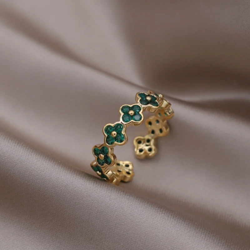 2024 French new design fashion jewelry 16K gold plated flower zircon open ring elegant women\'s daily work accessory