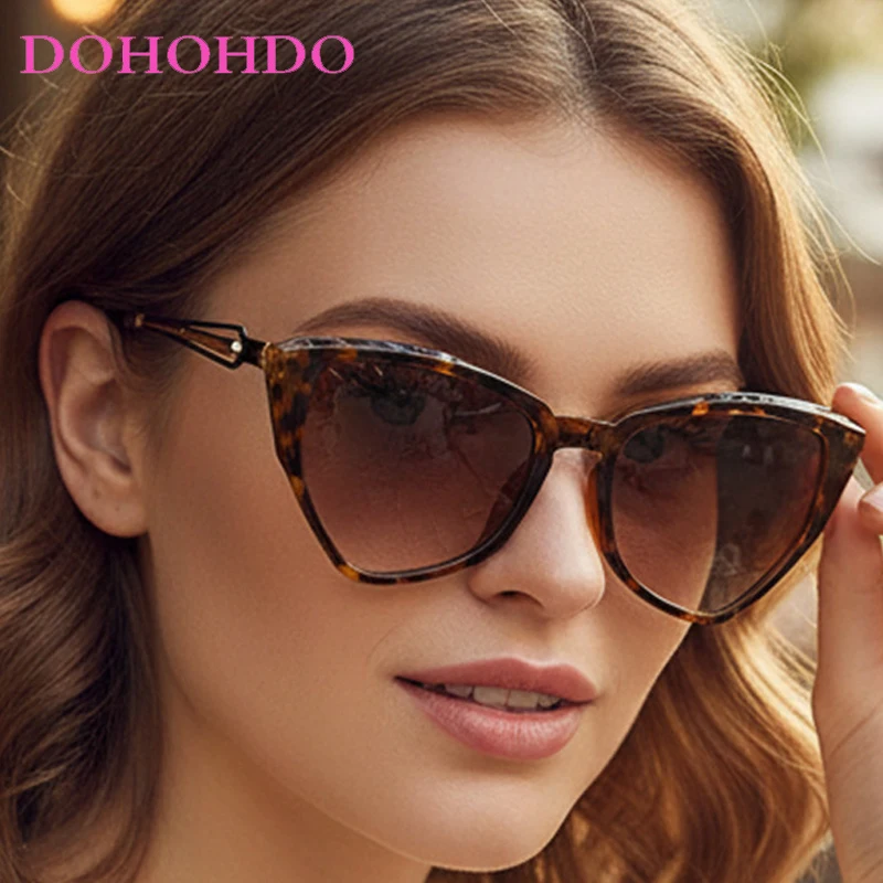 

Popular Luxury Design Metal Cat Eye's Women Sunglasses Trend Vintage Men Glasses Outdoor Summer Traveling Sunglass Female UV400