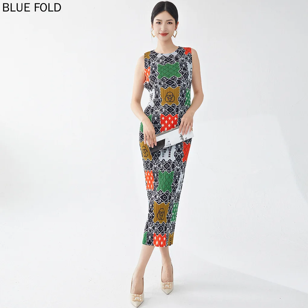 Miyake PLEATS Long Dress for Women, High-end Retro Print Temperament, Elegant Versatile Sleeveless Vest, One-step Straight Dress