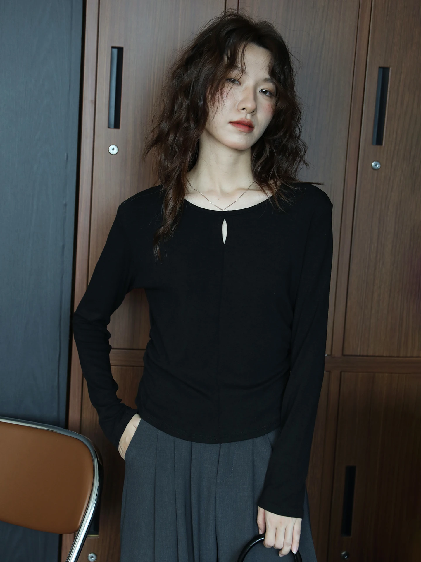 

Повседневная женская футболка с длинным рукавом и круглым вырезом, универсальная, приталенная, базовая, для ношения под одеждой, простой дизайн, из смесового хлопка