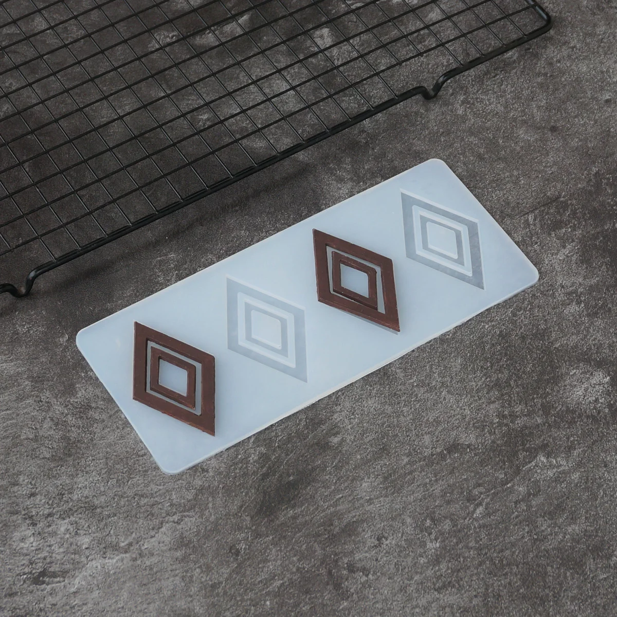 Hollow Out Rhombus Pattern Chocolate Mold For Cake Decorating DIY Fondant Mould Cupcake Decor Transfer Rubber Mat - view 5