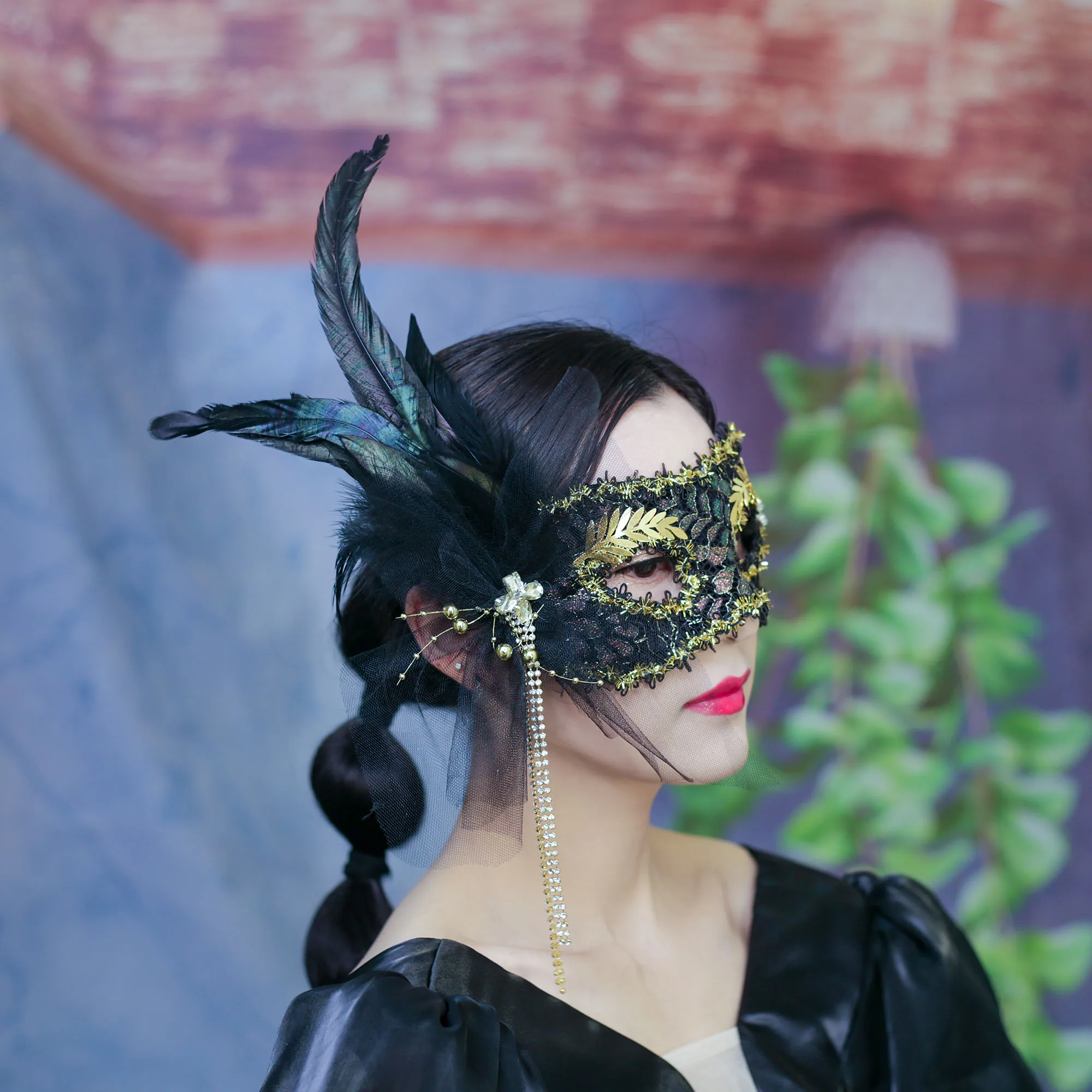 Demi-masque facial Sexy pour Halloween, masque en dentelle Vintage, accessoires noirs pour spectacle sur scène