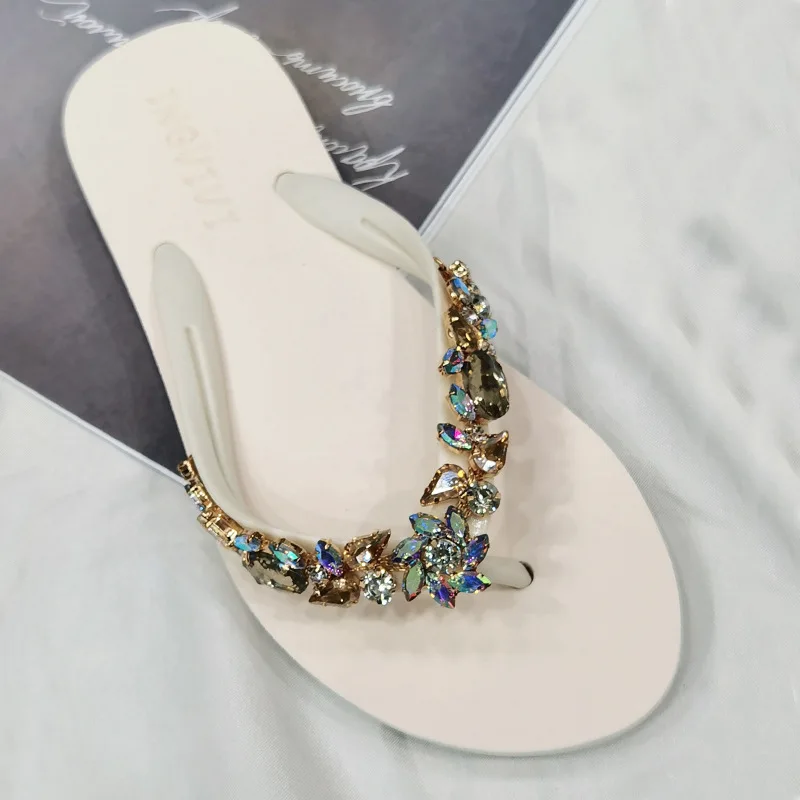 Slippers Women Glitter Flip Flops Summer 2024 Fashion Outdoor Rhinestone Chain Wedge Beach Slippers Jelly Hawaiian Flat Sandals