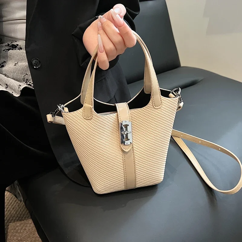 

2025 Premium Ladies Crossbody Bag Designer Leather Shoulder Handbag Elegant Tote Purse Luxury Women's Stylish Messenger