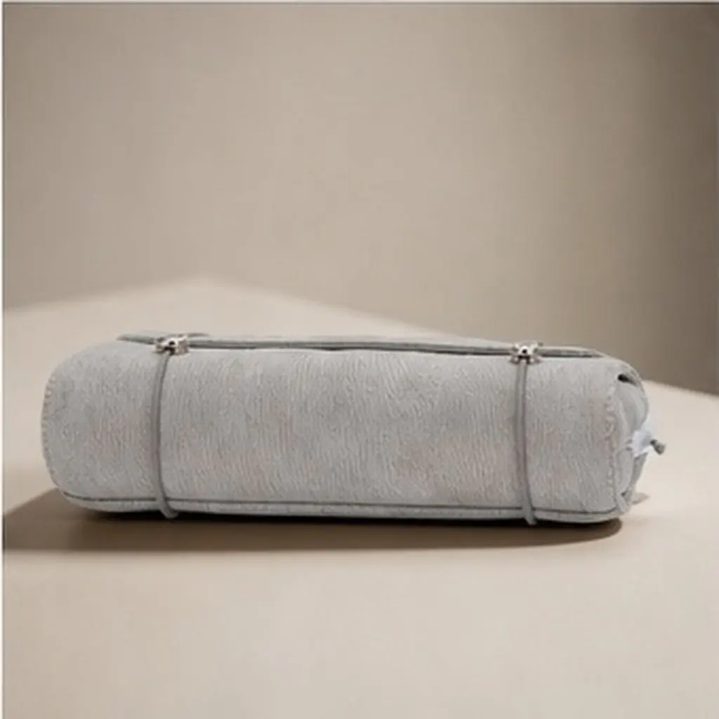 4-in-1 Multi-Function Roll-Up Bag PU Adjustable Strap Hanging Design Detachable Toiletry Bag Makeup Organizer