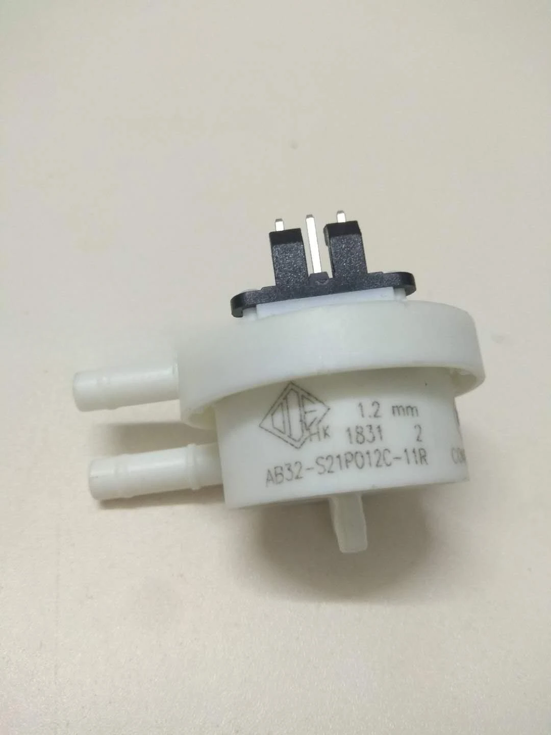 Imported DIGMESA flow sensor 932-9521 micro flow meter 9526