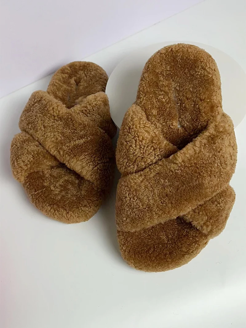 Imported lamb fur and fur one-piece cross strap slippers, Teddy sheep curly fur, Baita fashion outerwear fur mop