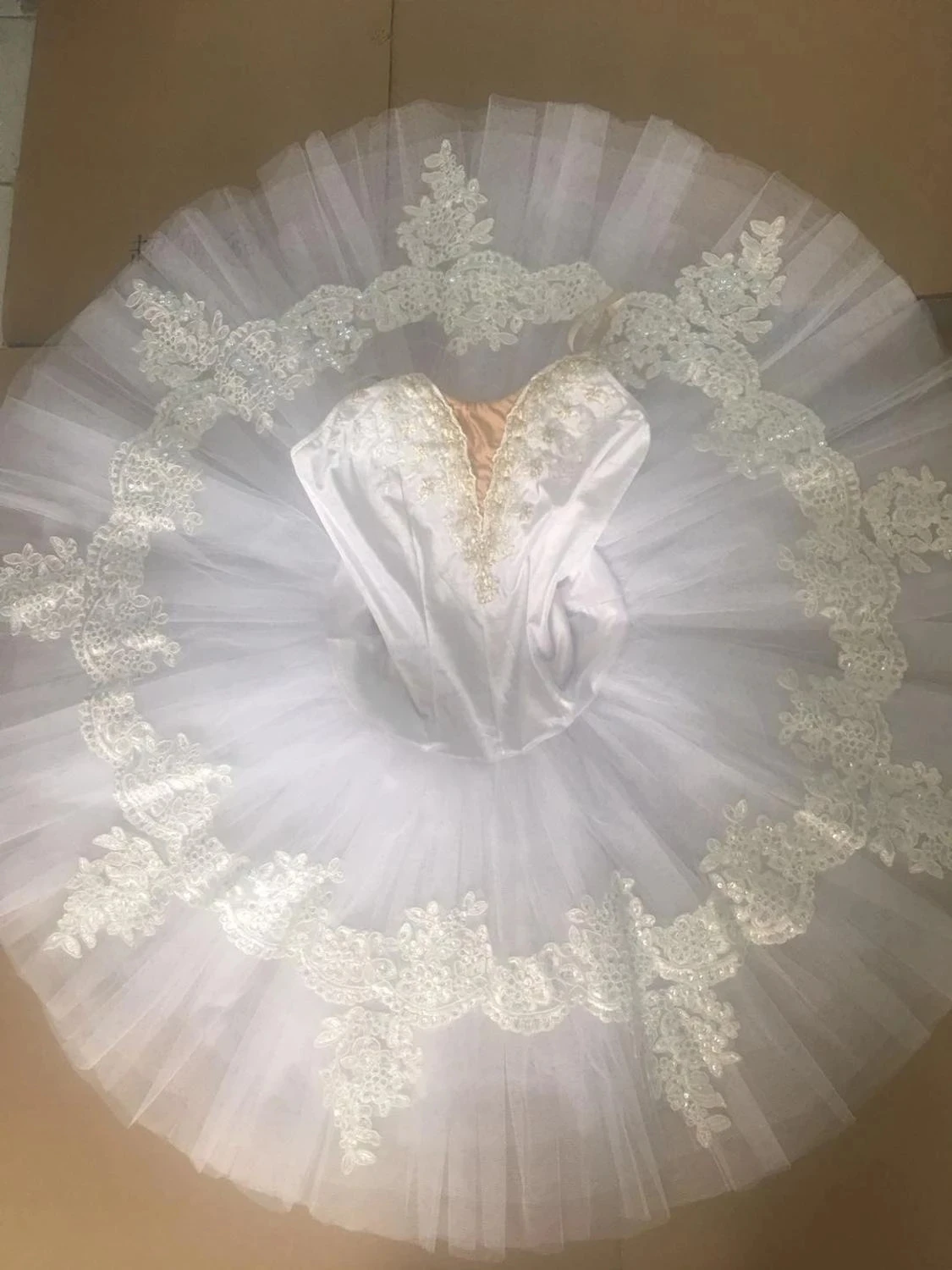 7-laags kindermeisjes prestatiekleding wit ballet tutu jurk kostuum