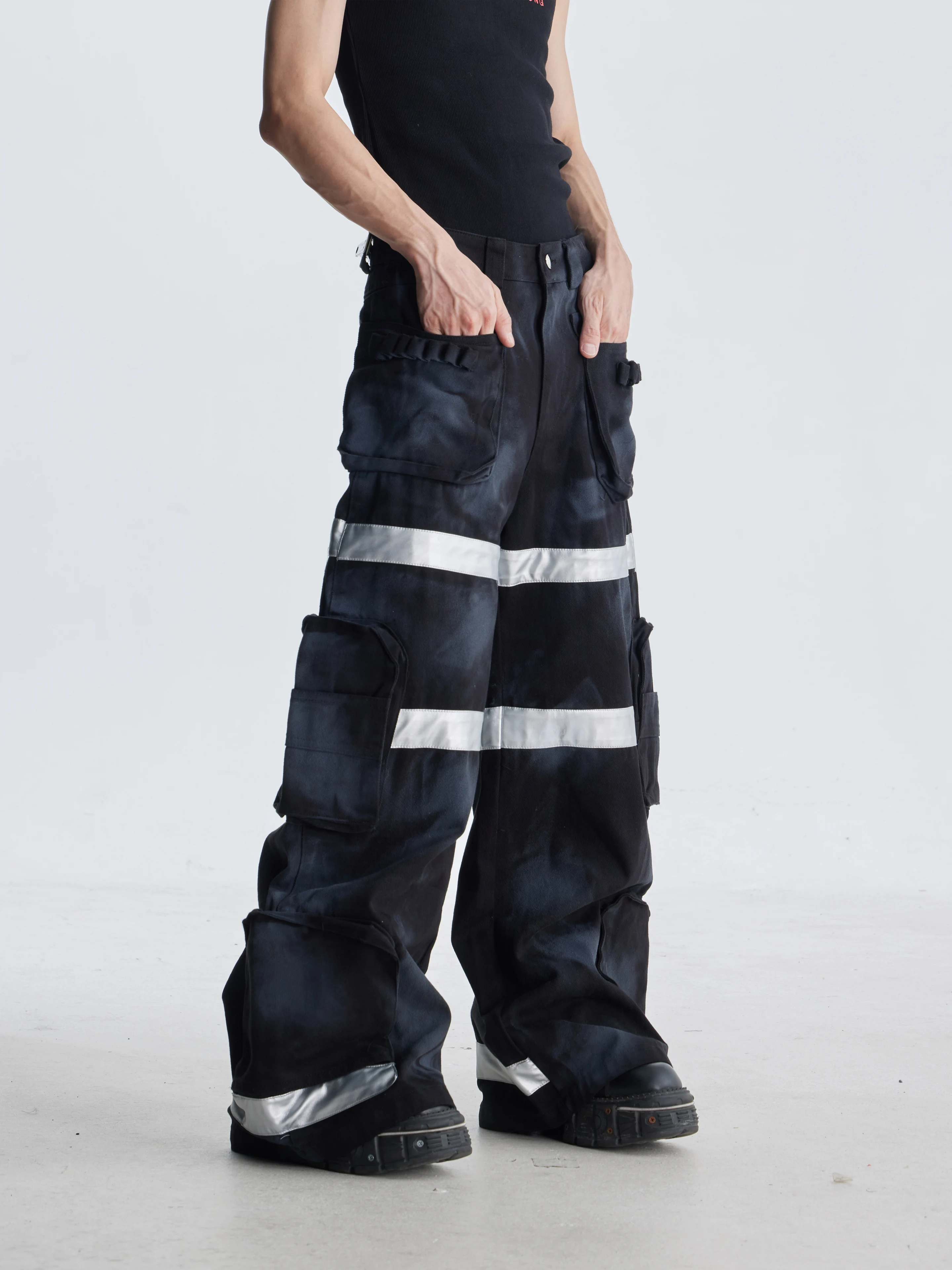 Design Workwear Fire Pants Heavy Industry Street Outdoor Dirty Dyed Multi-Pocket Wide-Leg Jeans Fashionable Trousers