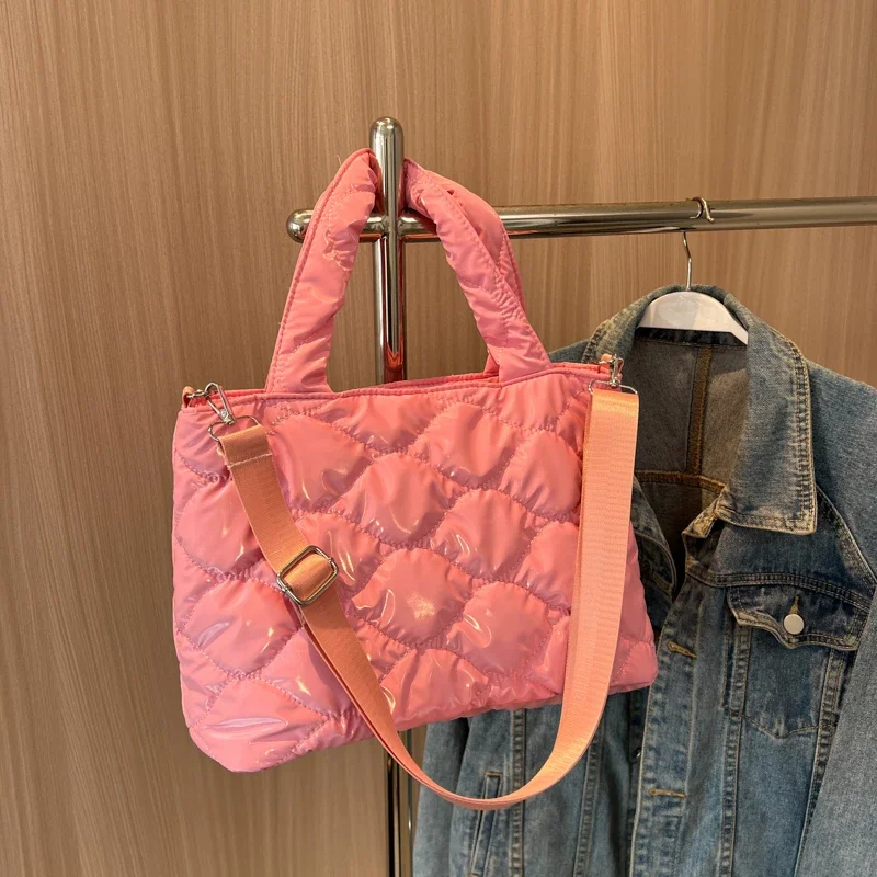 

Argyle Quilted Crossbody Bag Womens Fashionable PU Large Capacity Zippered Handbag Detachable Strap Perfect Daily Shoulder Bag