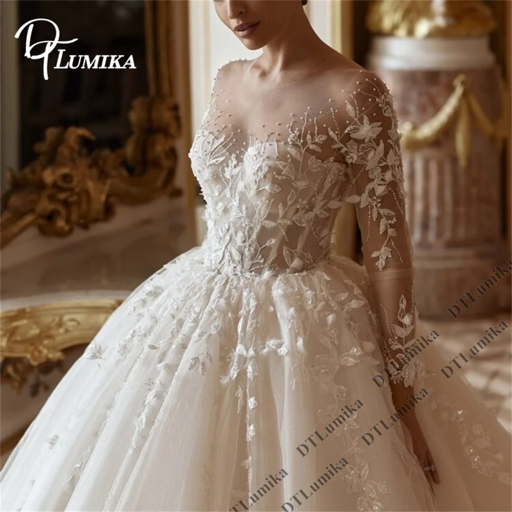 

DTLumika Customized Women's Ball Gown Wedding Dress with Floral Lace Sheer Full Sleeves Long Bride Dresses Plus Size Bridal Gown
