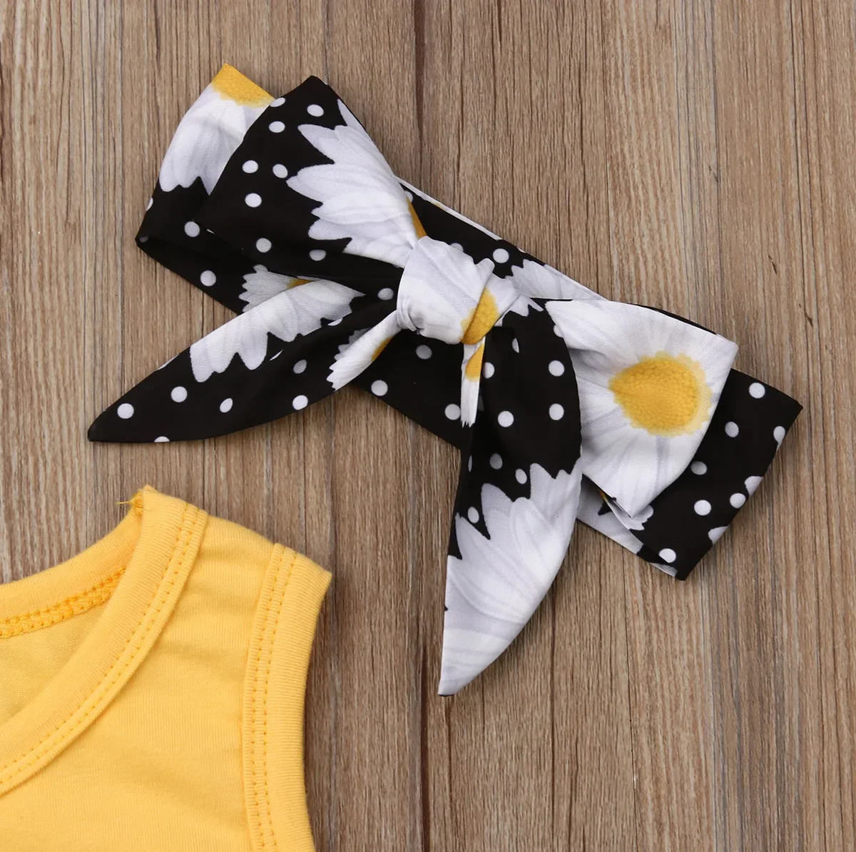 2019 Baby Summer Clothing Toddler Baby Girl Flower Sleeveless Tops T-shirts Tassel Daisy Short Headband 3PCS Outfits Set Sunsuit