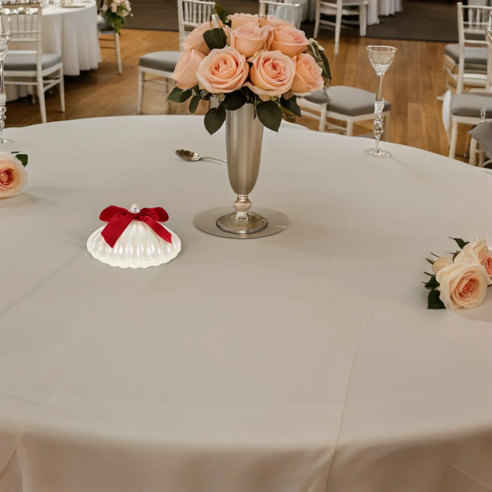 

8pcs Sea Shell Candy Wedding Favor Boxes Cute Treat Holders Bridal Shower Favors Pre-Assembled Portable Unique Design Plastic