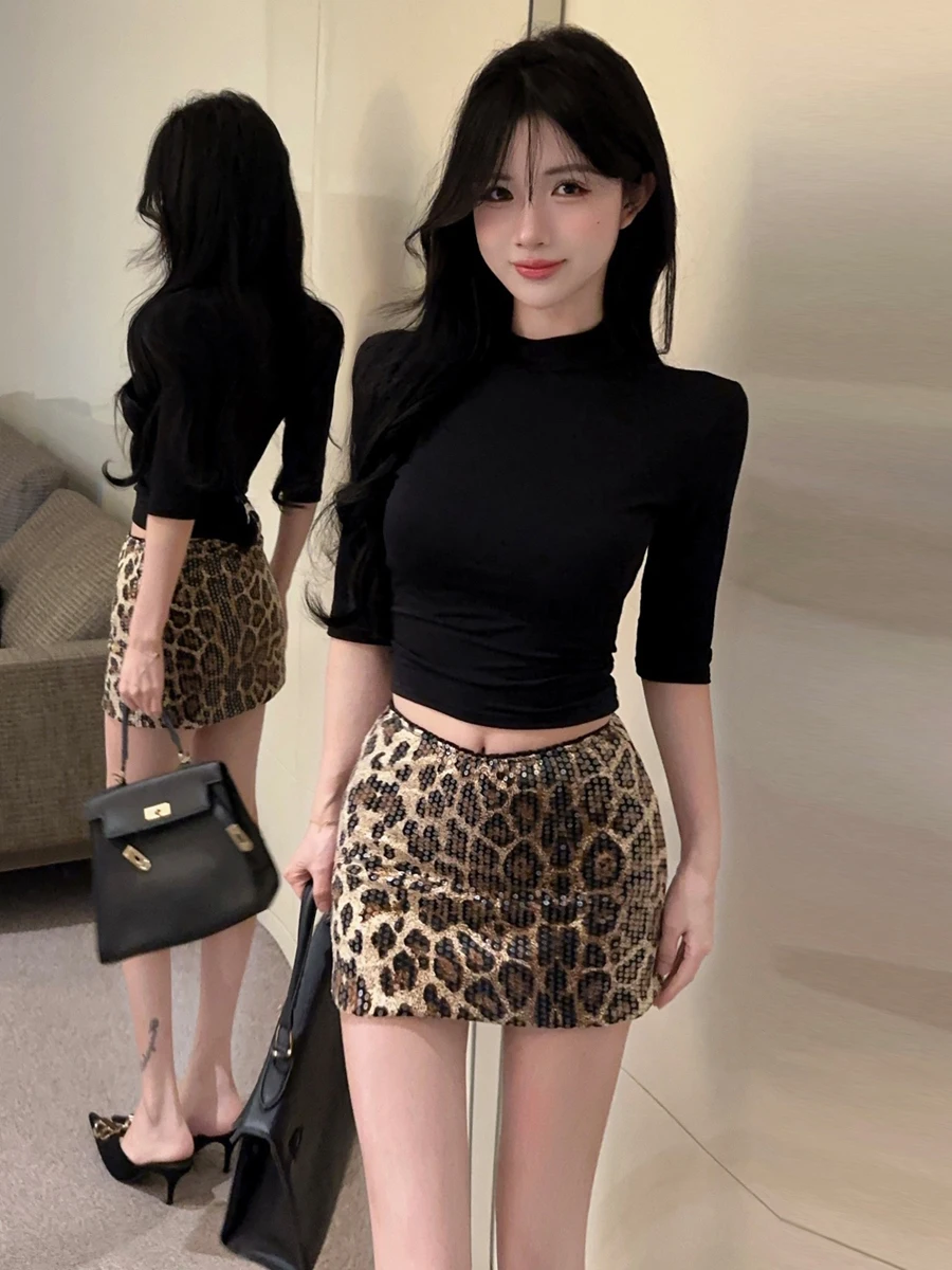 Casual Mid-Sleeve T-Shirt Top with Sequin Leopard Print And High-Waisted Short Skirt Set Pure Desirable American Style Hot Girl
