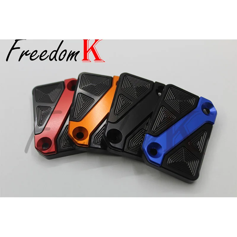 Motorcycle CNC Front Brake Fluid Reservoir Cover Oil Tank Cap Fit For G310GS G310R G 310 R GS 2017-2023 G310 R/GS 2022 2021 2020