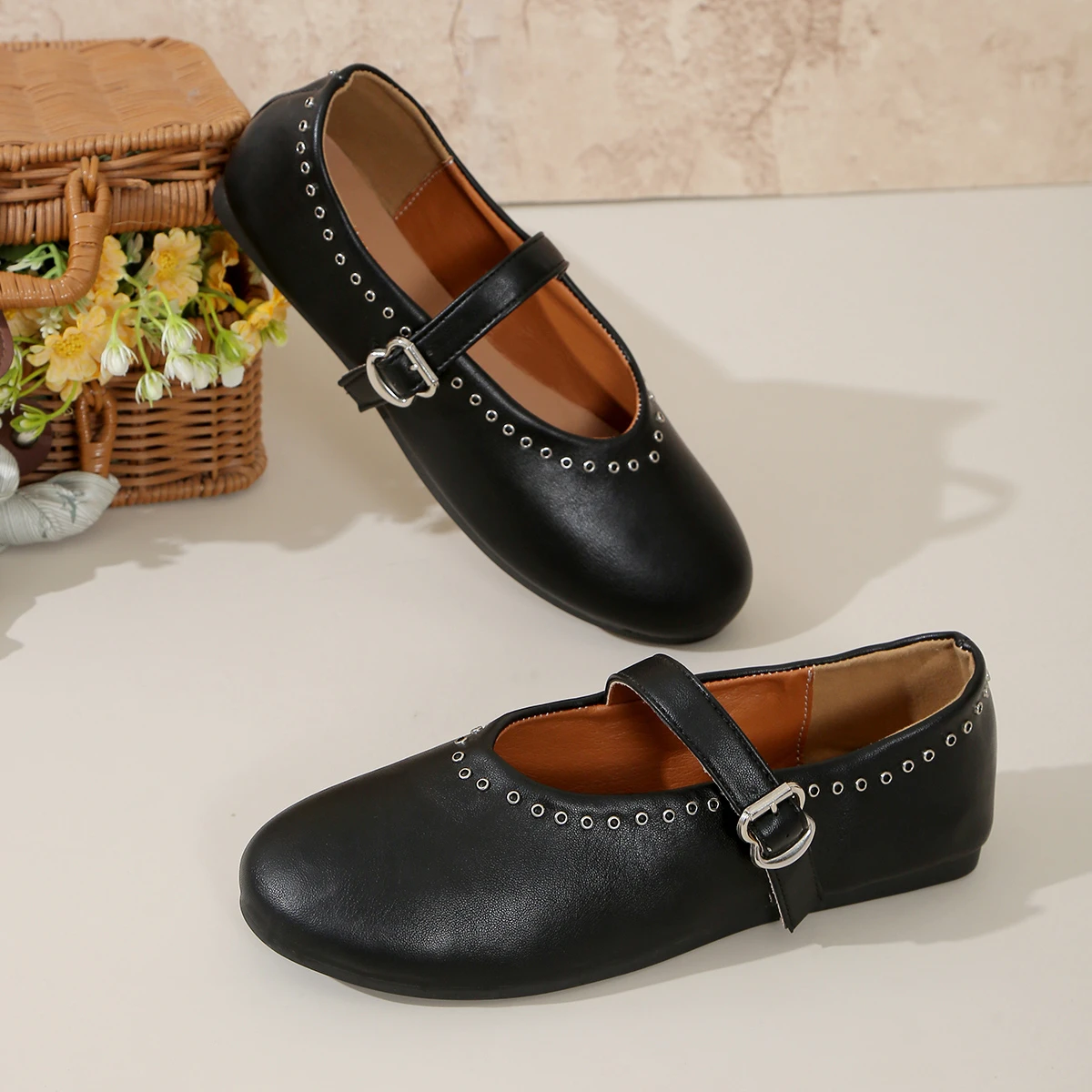 Women Flats Shoes New Office Solid Color Knitted Slip on Loafers Casual Ballet Comfortable Breathable Sneakers Shoes for Women