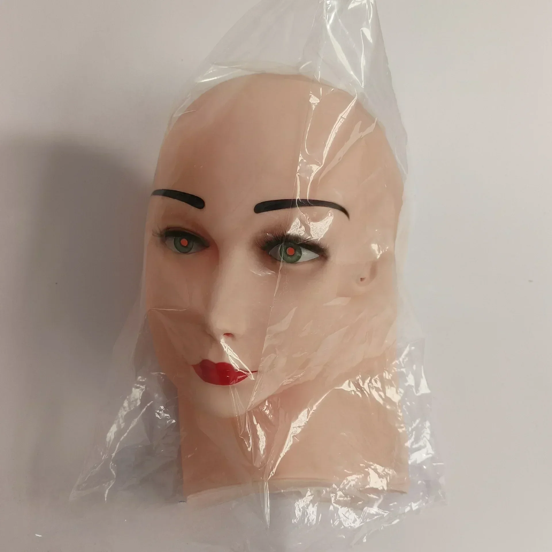 Maschera per la testa piena per adulti Copricapo a forma femminile di alta qualità Copricapo per vestire Accessori per cosplay di Halloween Maschera