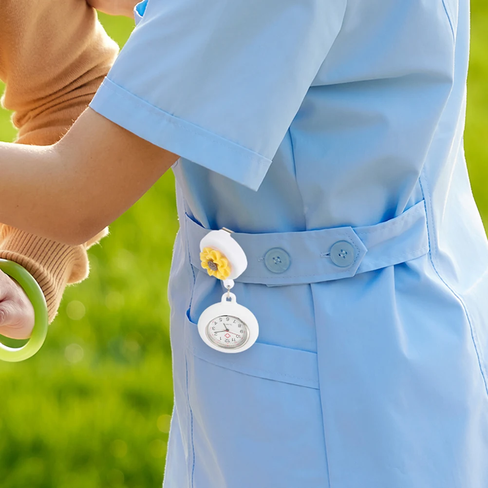 

2pcs Retractable Nurse for Women Clip on Fob Medical Chest Pocket Watch Nursing Tool Hospital Accessories Cute Clip Watch