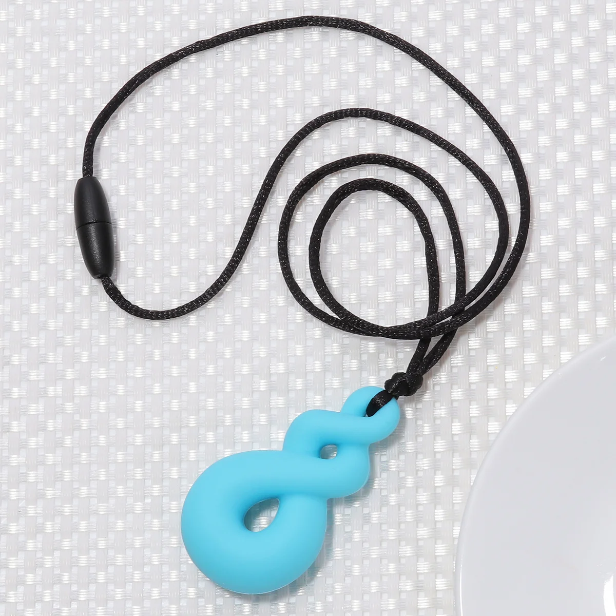 

2Pcs Silicone Chew Necklace for Autism Sensory Processing Disorders Oral Stimulation Calming Chewable Jewelry for Kids and