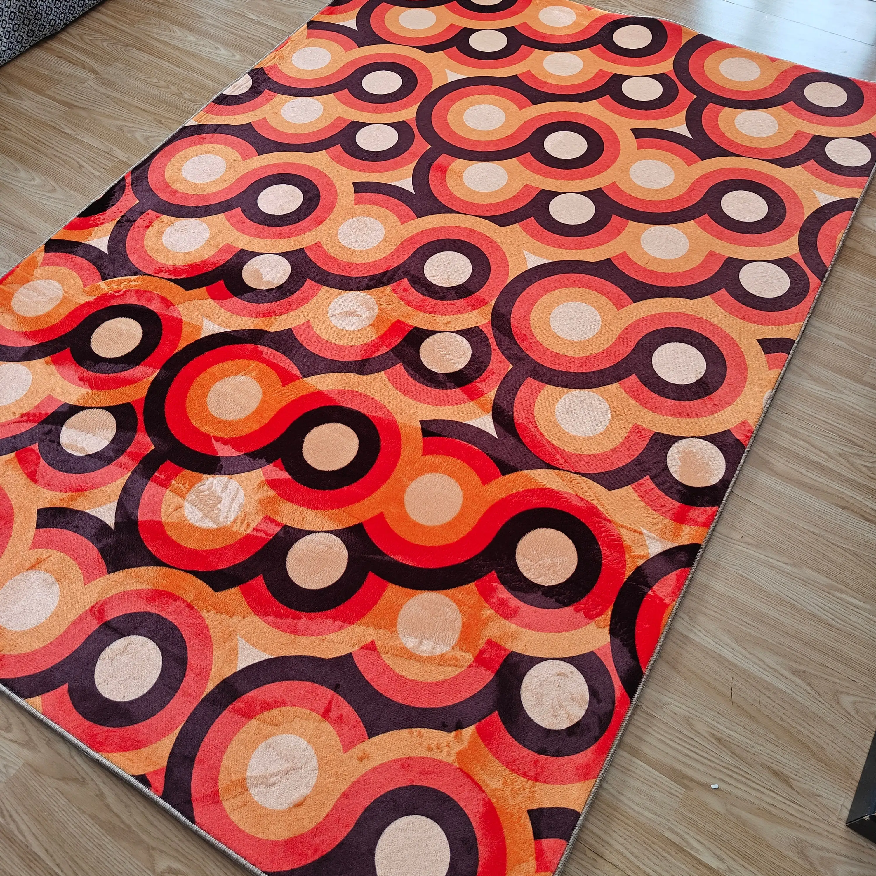 Brown Orange Retro Mid Century Rug Geometric Design Area Rug Vintage Inspired Floor Mat Boho Chic Home Accent Eye-catching Decor