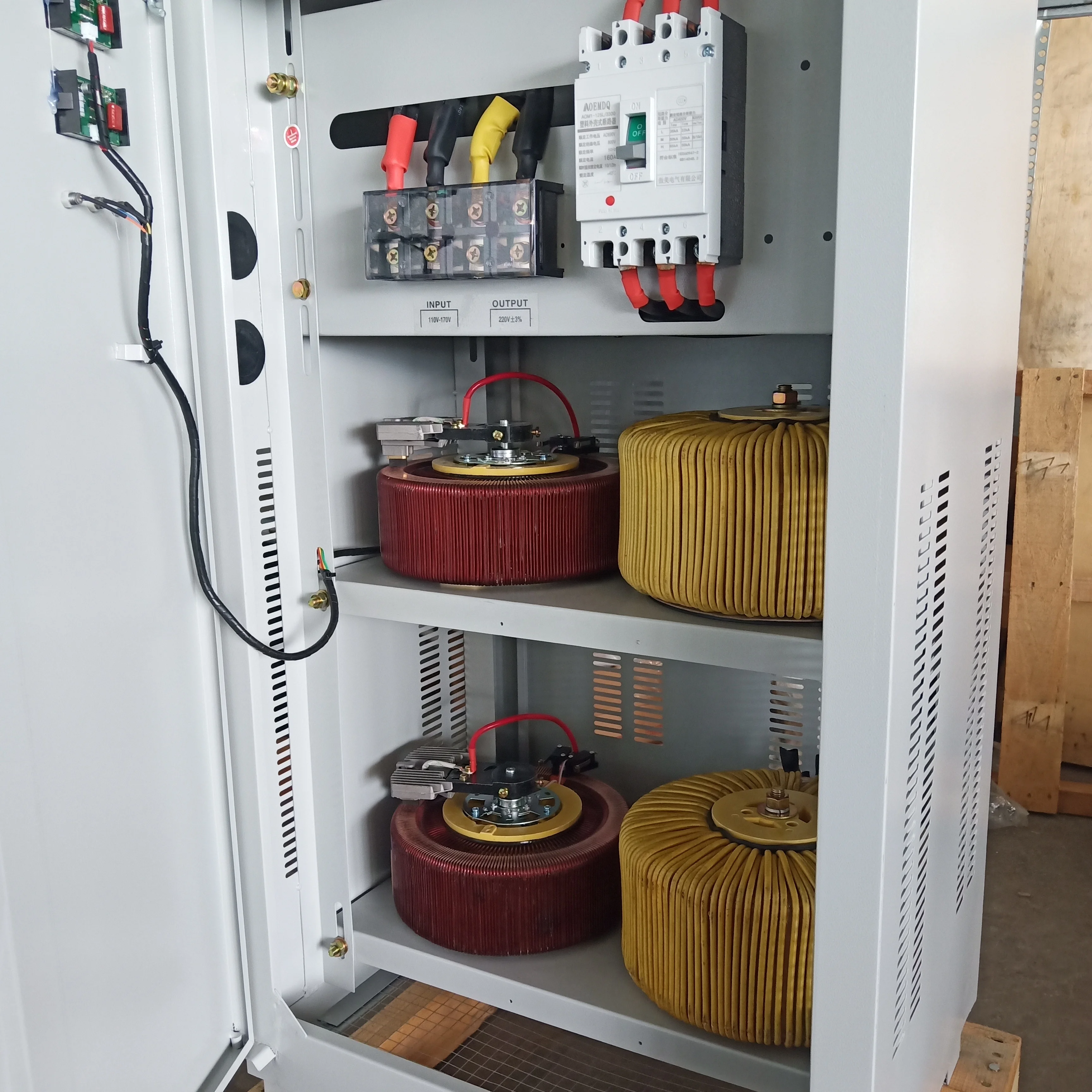 High Quality 45kva Three Phase Ac Power Voltage Regulator Avr-45kva 3 Phase Voltage Stabilizer 3 Phase 220v Ip23 Indoor Use