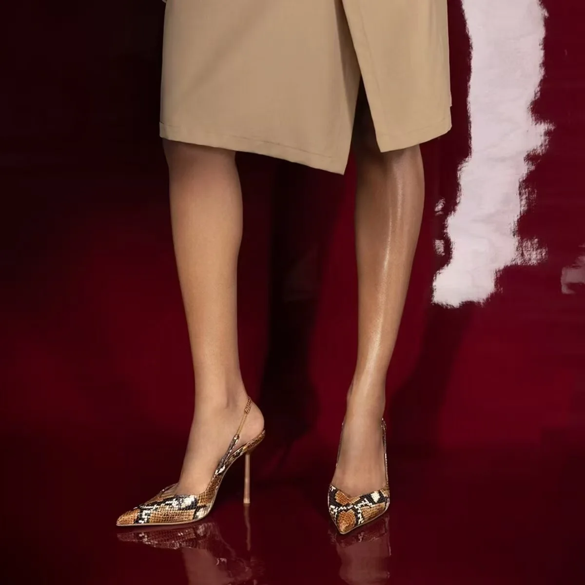 

Snake Print Pointed Toe High Heels Slim Heel Sexy Shallow Fashionable Sandals Simple Back Half Strap Large Size Women Shoes