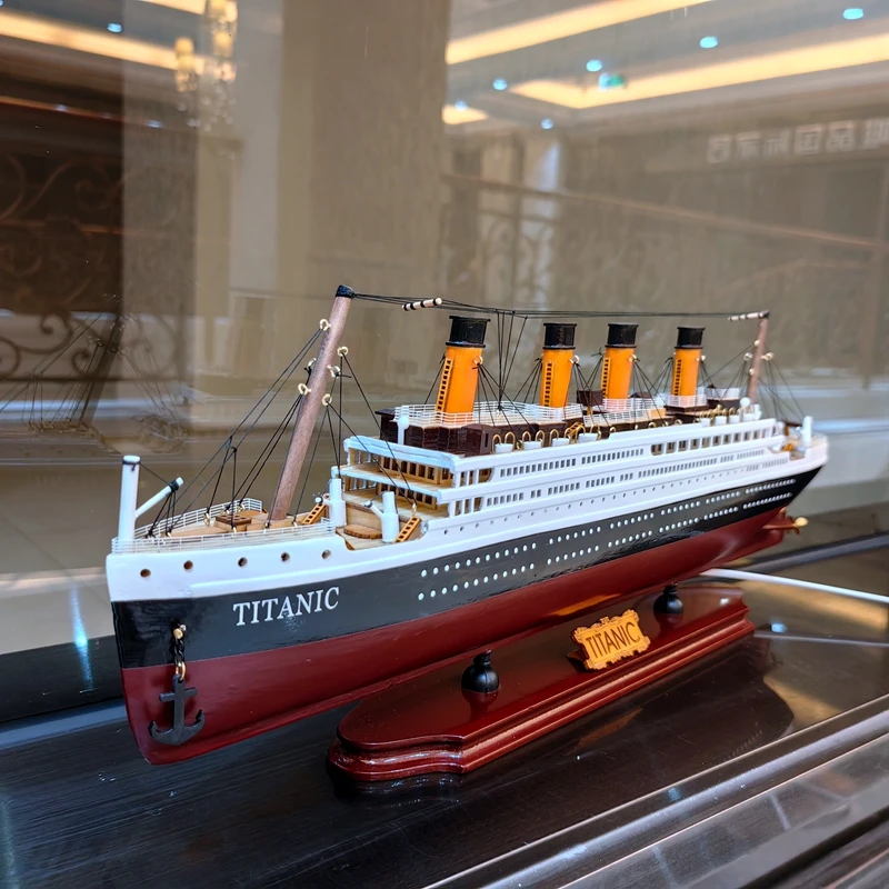 Modelo de navio de cruzeiro titanic de 60cm feito de madeira rico em detalhes navios modelo estático navio brinquedo ornamento modelo de navio de cruzeiro