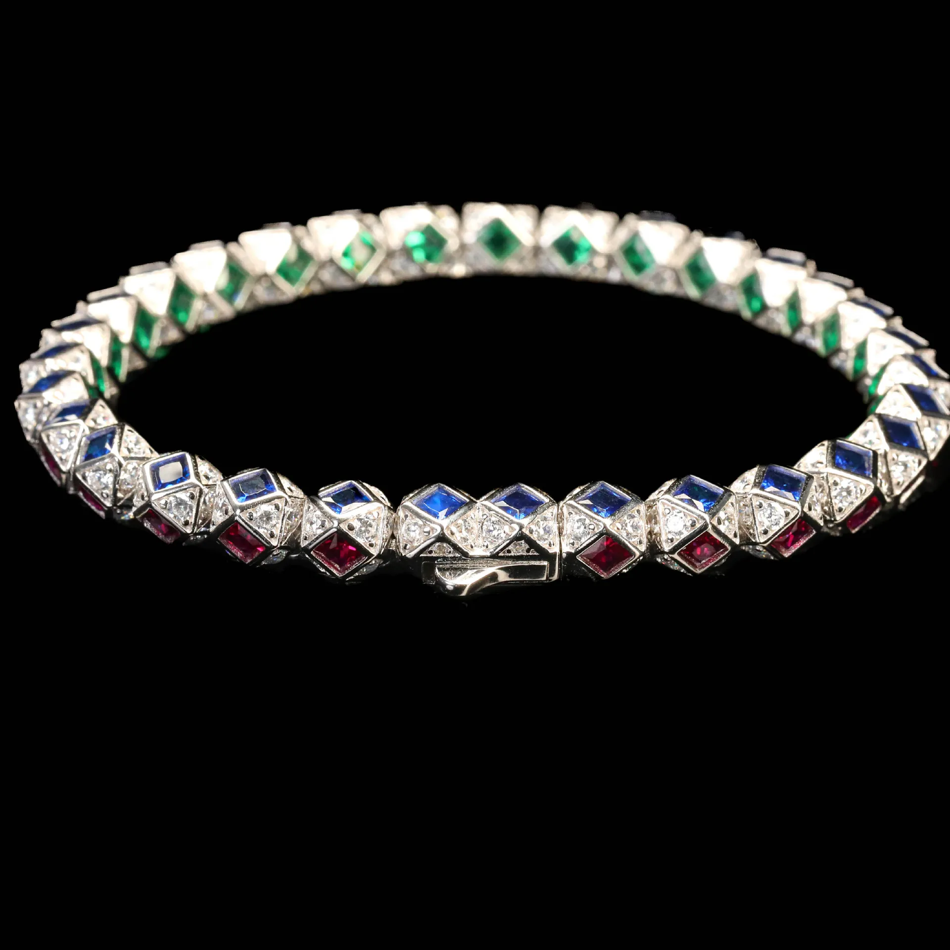 

New S925 Silver High Carbon Diamond Blue, Red, Green Princess Square Sapphire Versatile Women's Bracelet Wedding Jewelry
