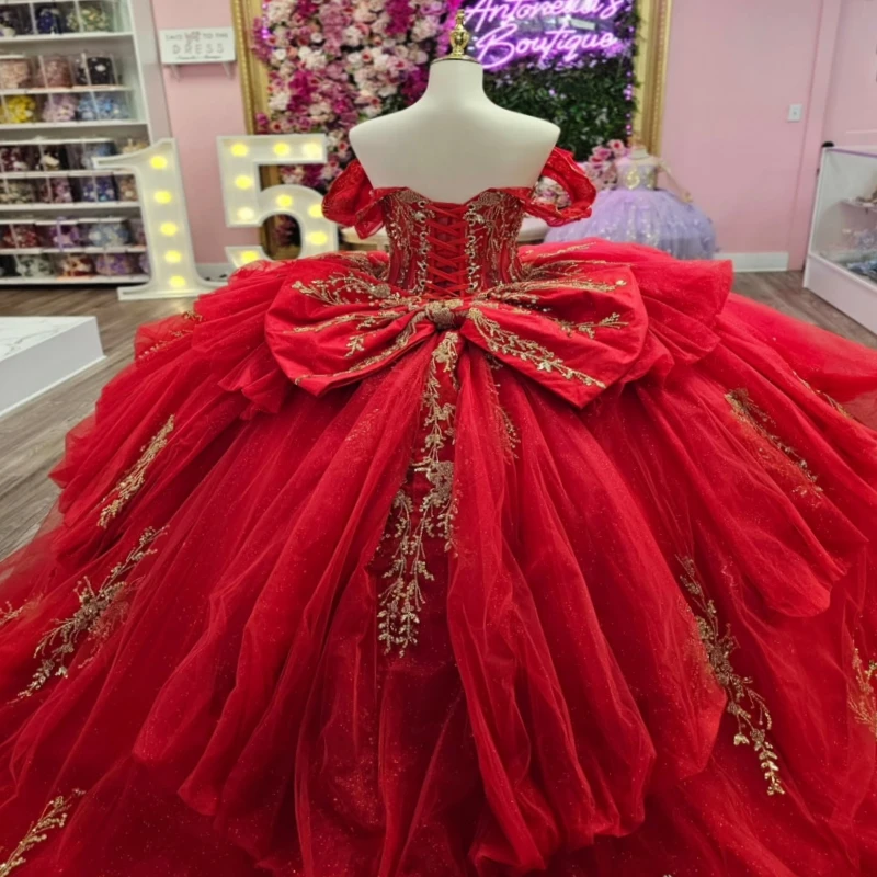 فساتين Quinceanera الحمراء قبالة الكتف الذهب زين الدانتيل الديكور كريستال القوس تول مشد حفلة عيد ميلاد الحلو 16 فستان Vestid #4