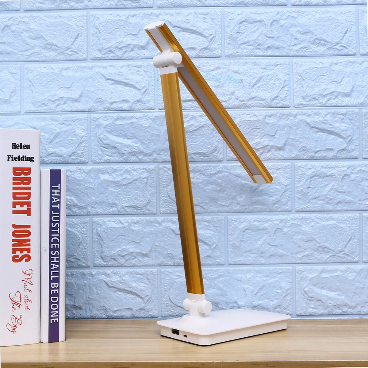 

Adjustable LED Eye-Protection Desk Lamp Golden 3-Level Brightness Foldable Touch Control Table Light for Studying Working