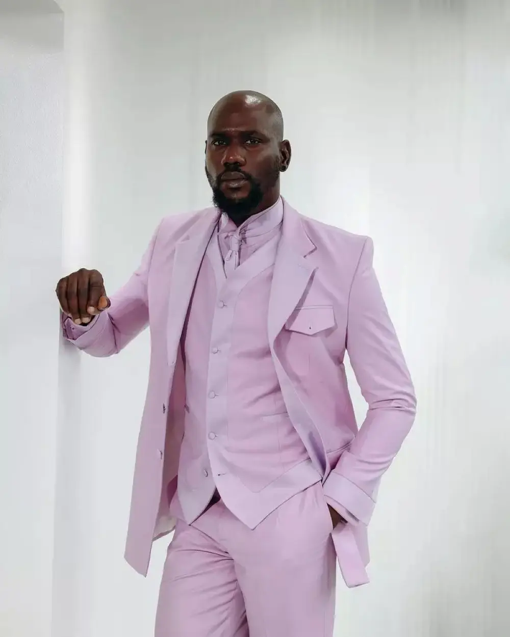 Costumes de marié de Style design 3 pièces, costumes de mariage formels grande taille, costumes de spectacle de soirée personnalisés