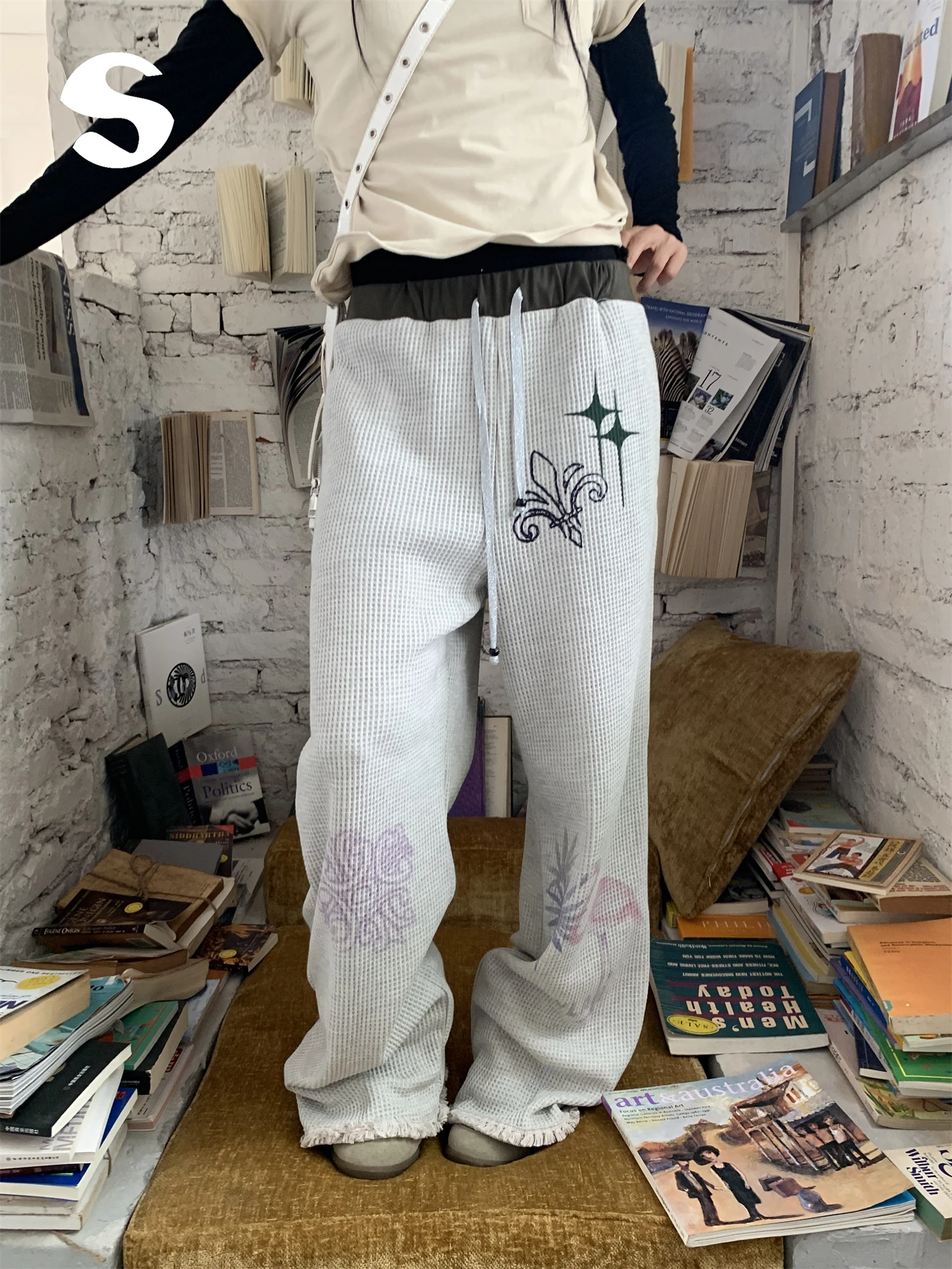 Gray Loose Straight Leg Pants Women's Casual Trousers Printed Tassel Design High Waist Comfortable Warmth Fashionable Autumn