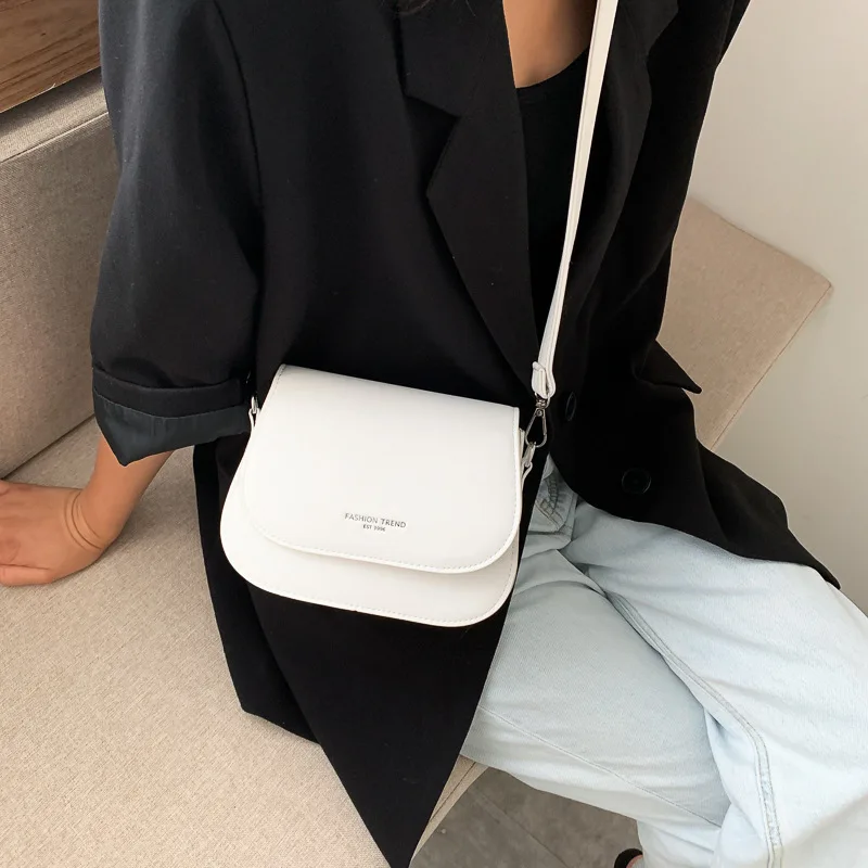 New Girls Summer Simple Fashion Trend Fashionable Shoulder Small Bag Saddle Bag Women Crossbody Bags Hundred Crossbody Bags