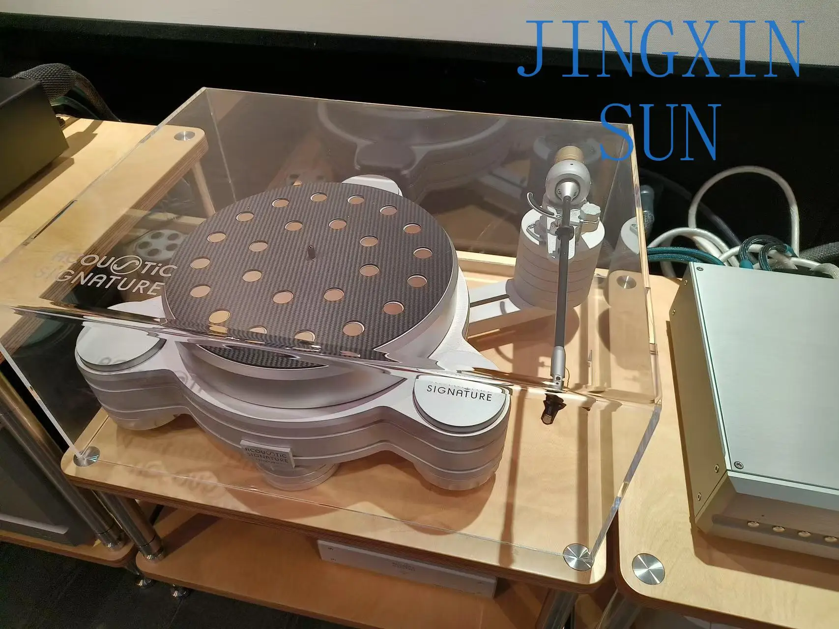 A-487 Transparent Acrylic Dust Cover For Vinyl Record Player Record Hood Cover Can be Customized According To Size 1PCS