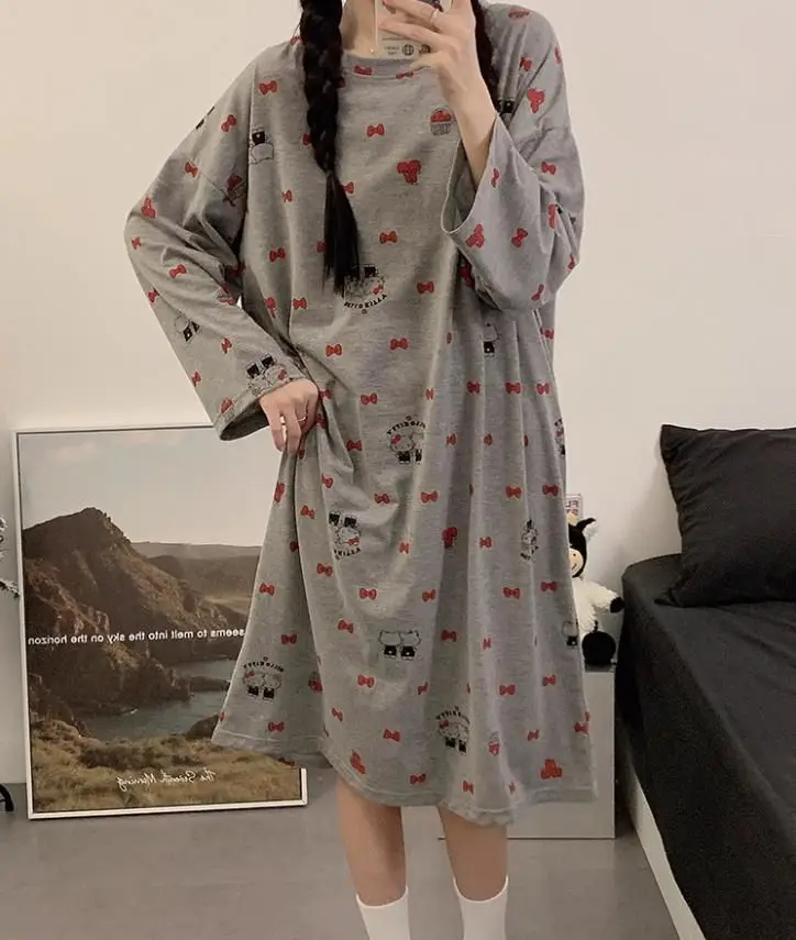 ثوب نوم هالو كيتي للسيدات لخريف وشتاء 2025 بأكمام طويلة، ملابس نوم كاواي لطيفة من القطيفة المريحة، ملابس منزلية للاستلقاء