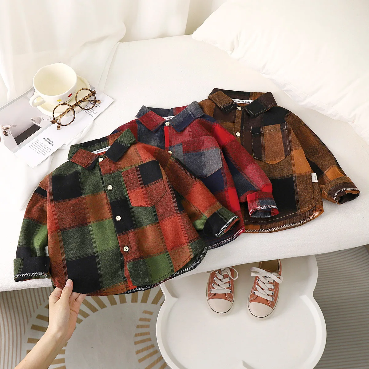 Autumn Toddler Boys Plaid Shirts Cotton Contrast Long Sleeve Infant Babys Boys Outwear Coat Loose Turn Down Collar Kid Boys Tops