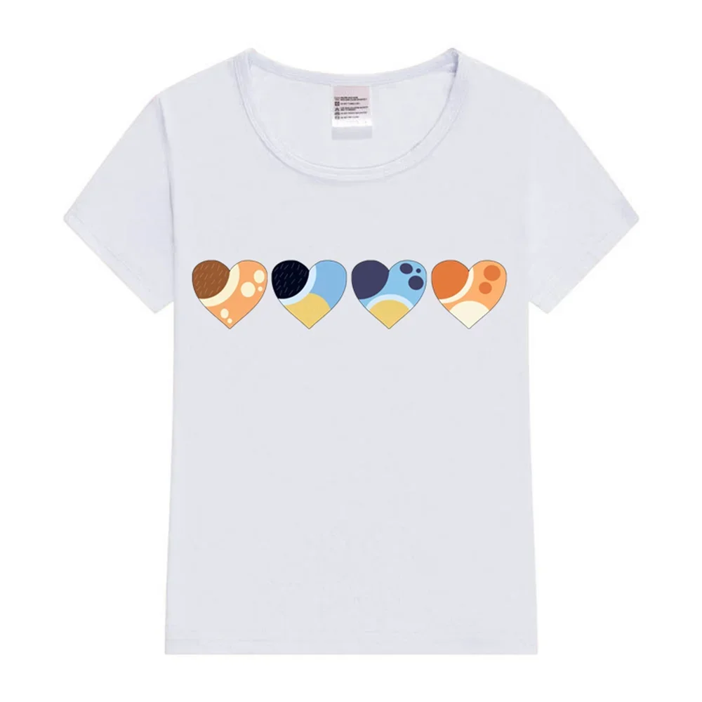 تي شيرت كلاسيكي من Heeler Love Hearts Inspired Color Palette Hearts كلاسيكي تي شيرت نسائي