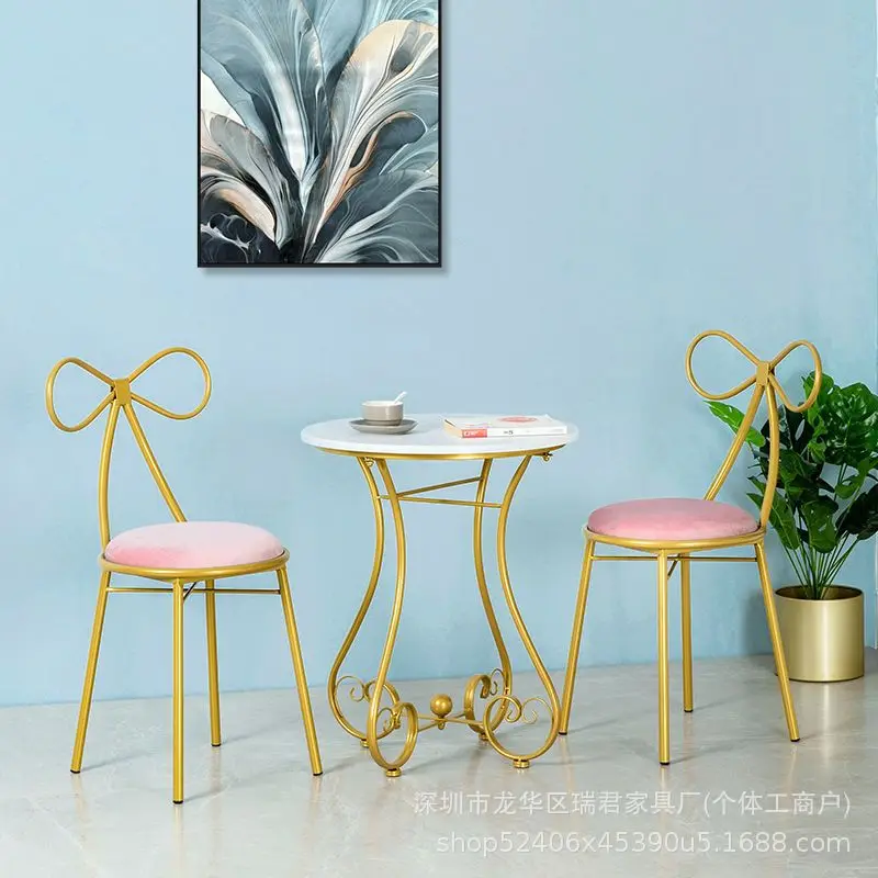 Manufacturer spot fast hair Internet celebrity simple balcony casual wrought iron small round table and chair combination