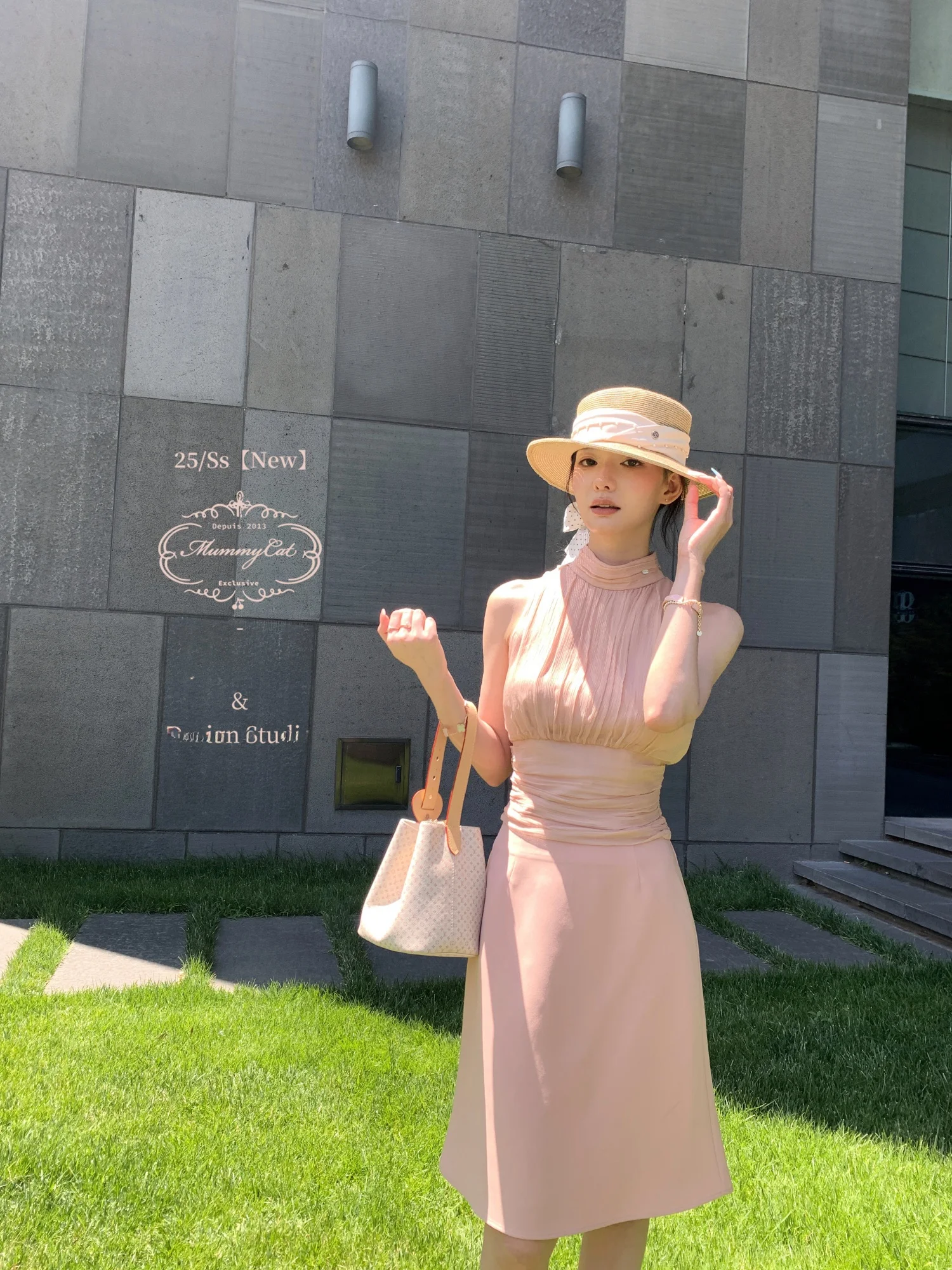 

Mummy Egg Lang Новое поступление 00% шелк Ne Hanging Svel Top Ele Sle Commute Wind ort Длина Цвет