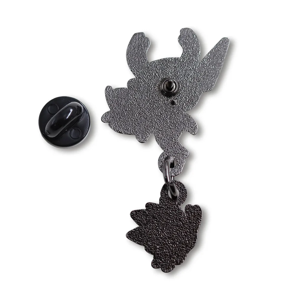 The Hollow Knight Creative Design Badge Cartoon Game Characters Lapel Pin Brave Warrior Wearing A Pendant Brooch Decoration Gift