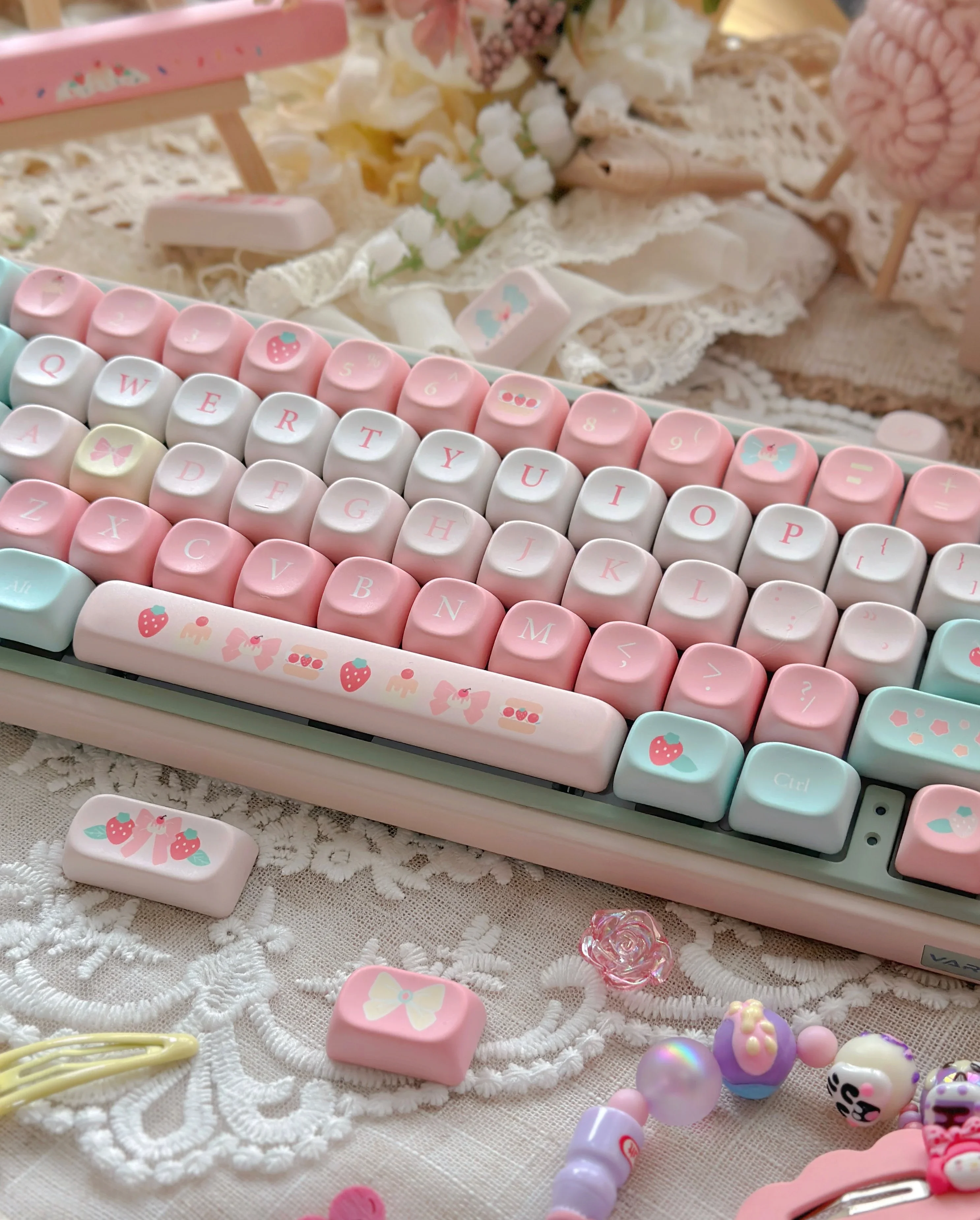 B-M Strawberry Dessert House Keycaps Original Keycaps Cute Original
