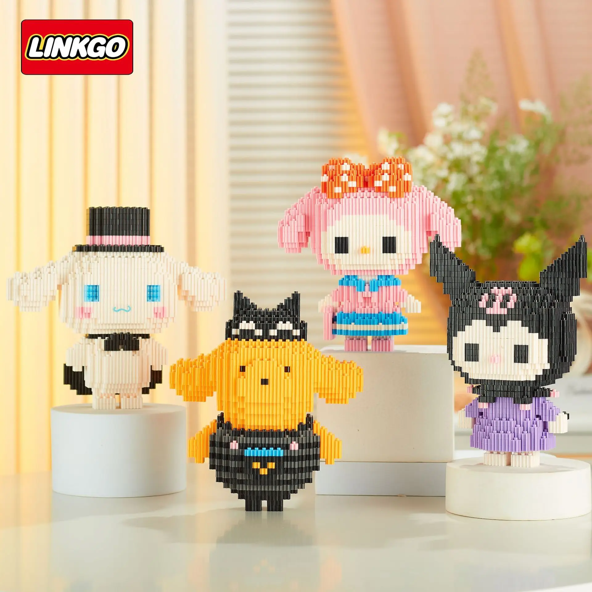 Sanrio Kuromi Diamond Building Blocks, Melody CinnamonRoll Pom Purin Dog Linkgo Connection Mini Bricks Figure Toys