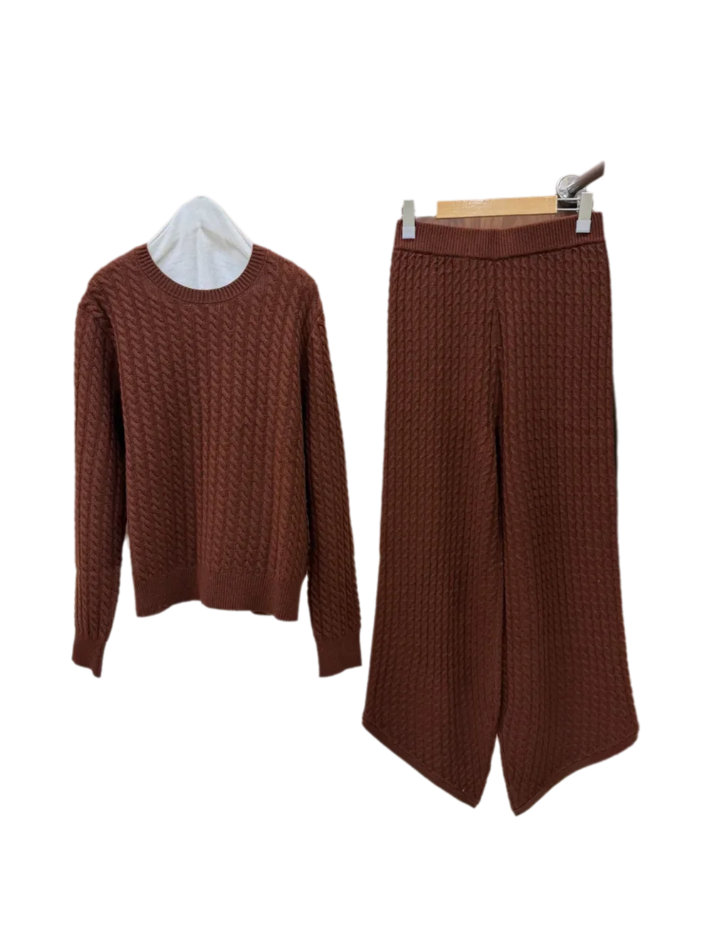 High-End 100% Pure Cashmere Eelegant Women's Set Round-Neck Cable Knit Sweater High-Waisted Cable Knit Straight Pants Two-Piece