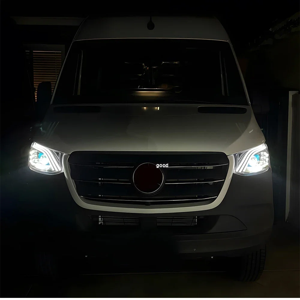 

Для Benz Sprinter 2018-2023 W907 аксессуары для автомобильных фар обновление Maybach EUversion стиль светодиодный объектив автомобильного проектора в сборе