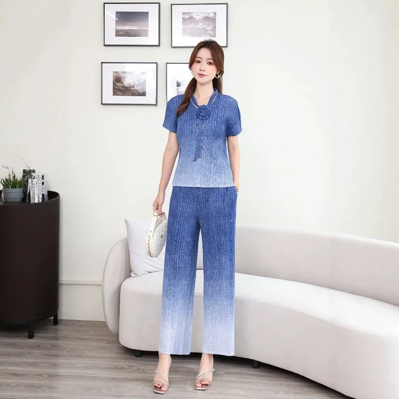 Miyake Pleated 2026 Fashion Gradient Pleated Set Elegant Temperament Short Sleeve Top Draped Wide Leg Pants Two-Piece Set Pleat