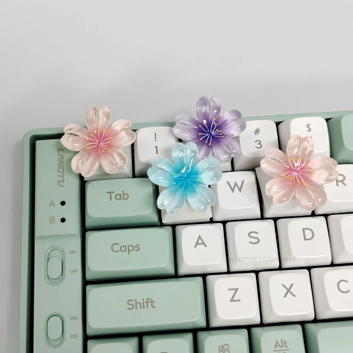 1PC Cute Sakura Keycaps Fashion Office Game Key Caps Accessories DIY Cross Axis Mechanical Keyboard Keycap Boy Girl Gift